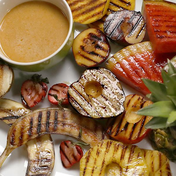 Tangy Grilled Fruit Sauce 